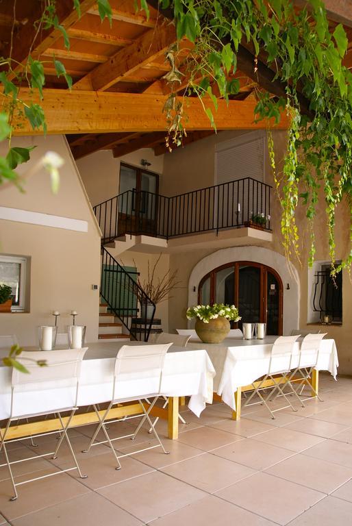 Le Vieux Platane Hotel Cairanne Exterior photo
